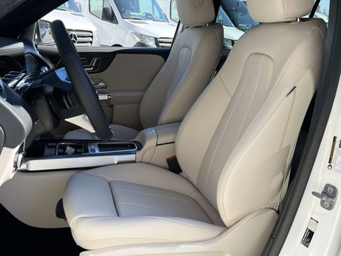 New 2026 Mercedes-Benz GLB 250 4MATIC image 11