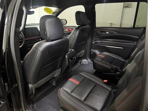 Used 2024 Chevrolet Traverse RS w/ LPO, Floor Liner Package AWD/4WD image 67