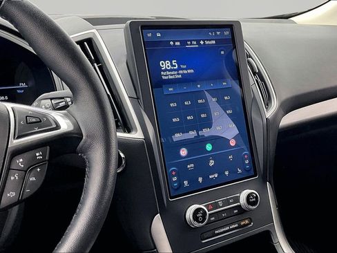 Certified 2023 Ford Edge SEL w/ Convenience Package AWD/4WD image 6