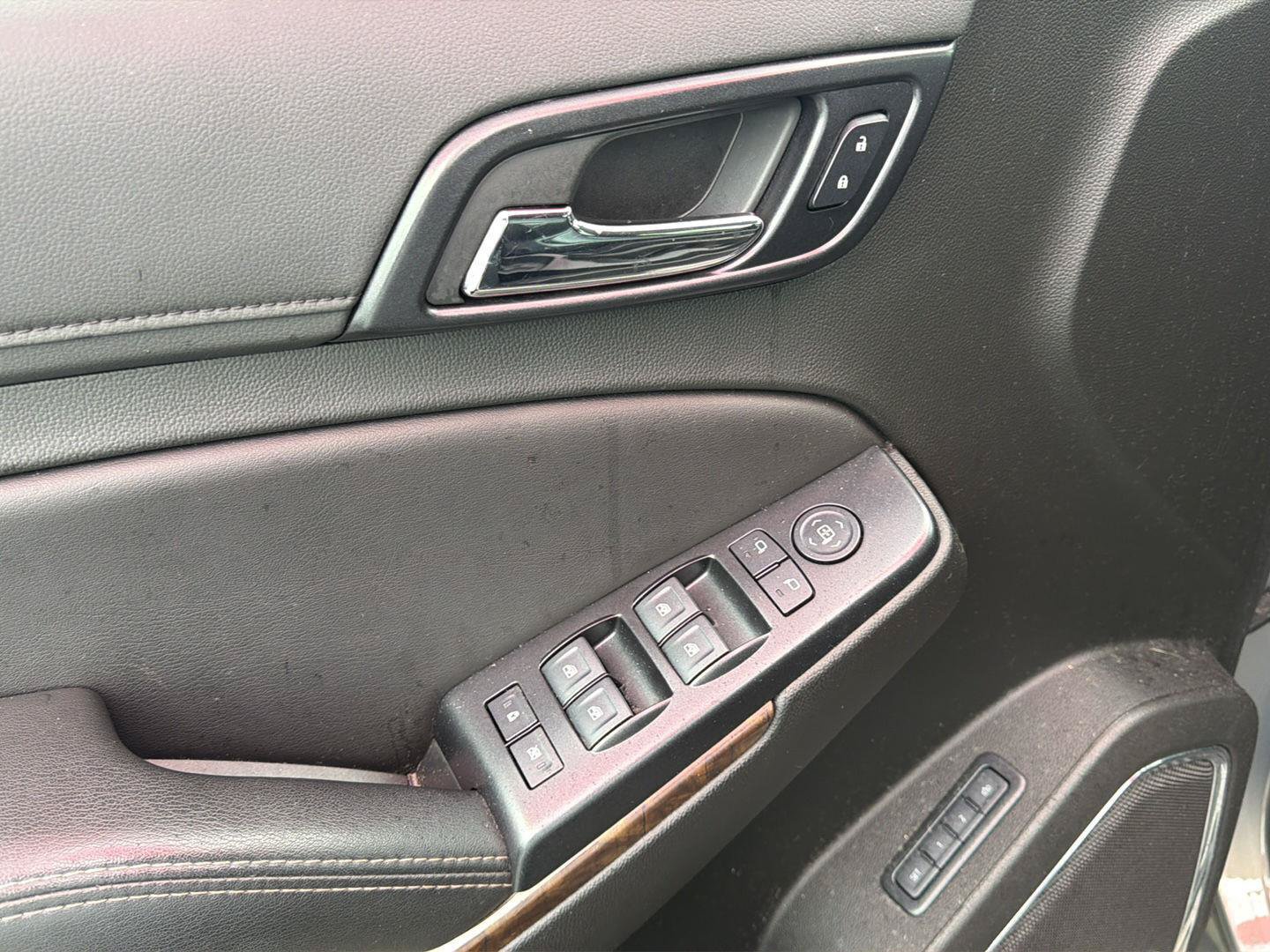 Used 2019 Chevrolet Tahoe LT AWD/4WD image 6