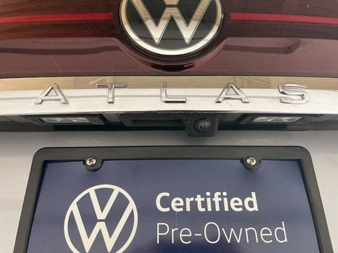 Used 2024 Volkswagen Atlas SEL Premium R-Line image 8