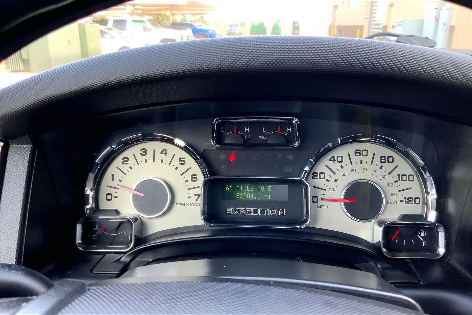 Used 2013 Ford Expedition EL Limited RWD image 25