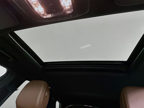 Certified 2025 Mercedes-Benz GLE 350 4MATIC image 24