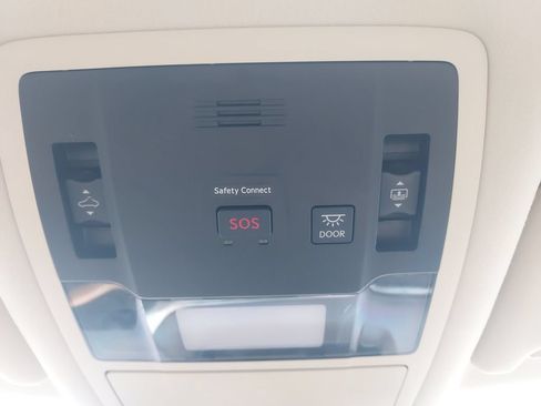 Used 2019 Lexus RX 450h AWD w/ Navigation Package image 27