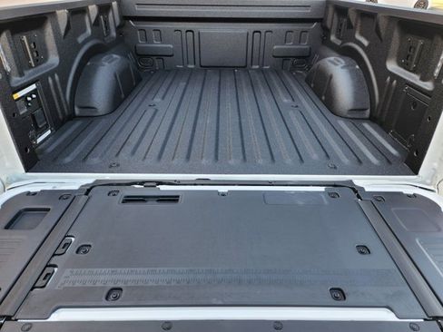 New 2025 Ford F150 Platinum w/ FX4 Off-Road Package image 24