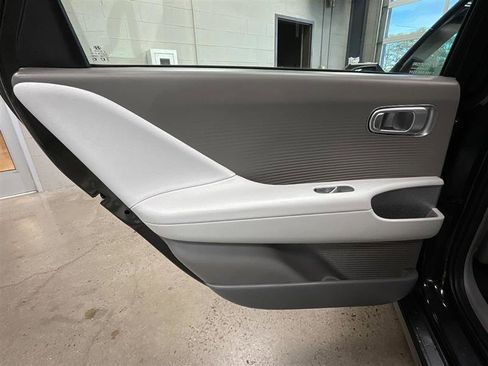 Used 2024 Hyundai Ioniq 6 SEL AWD/4WD image 21