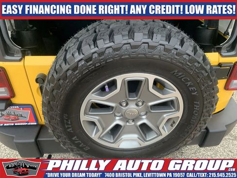Used 2015 Jeep Wrangler Unlimited Rubicon w/ Max Tow Package AWD/4WD image 39