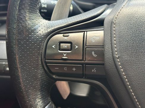 Used 2018 Lexus LC 500 Coupe w/ Sport Package RWD image 30