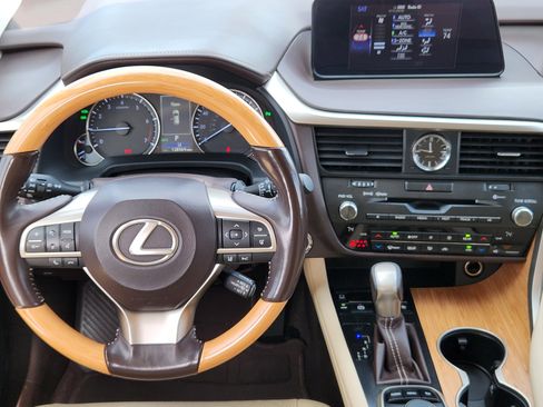 Used 2019 Lexus RX 350L FWD image 33