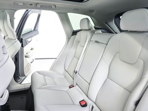 Certified 2024 Volvo XC60 T8 Plus w/ Protection Package Premier AWD/4WD image 22