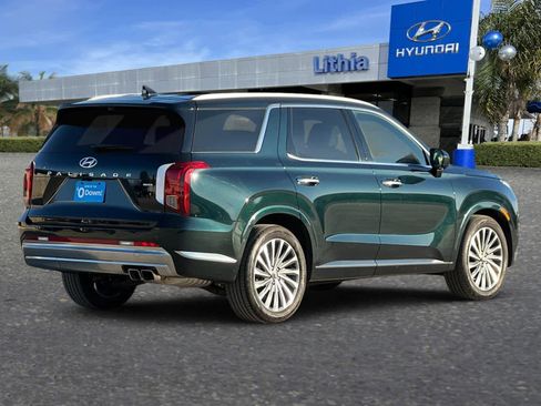Used 2025 Hyundai Palisade Calligraphy image 3
