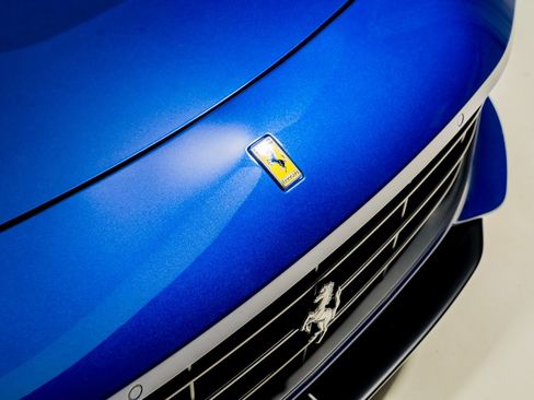 Certified 2019 Ferrari GTC4Lusso T image 36