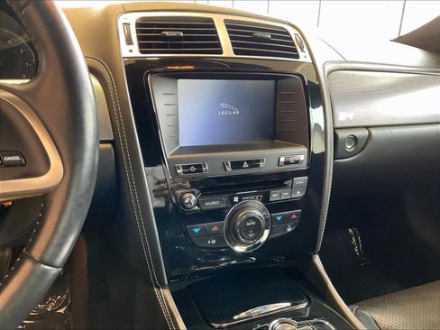 Used 2014 Jaguar XKR R RWD image 9