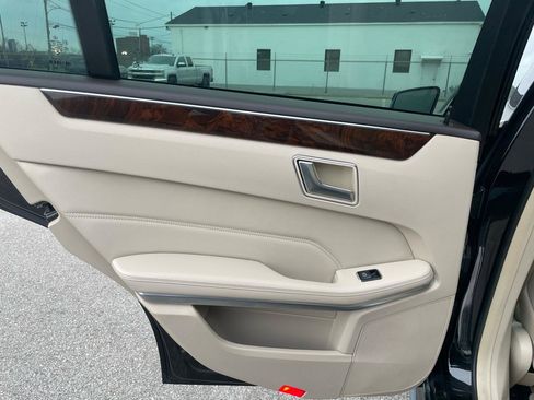 Used 2014 Mercedes-Benz E 350 Sedan image 13
