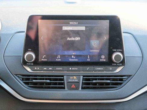 Used 2021 Nissan Altima 2.5 SV FWD image 16