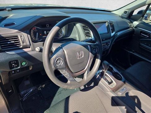Used 2019 Honda Ridgeline Sport image 10