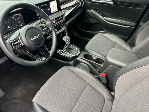 Used 2024 Kia Seltos S image 10