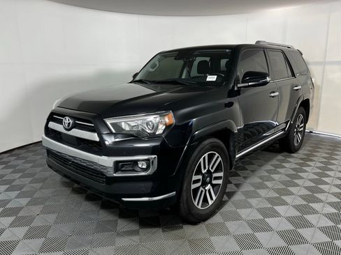 Used 2023 Toyota 4Runner Limited RWD image 9
