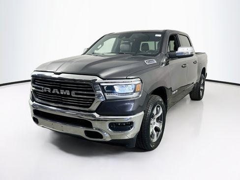 Used 2023 RAM 1500 Laramie AWD/4WD image 1
