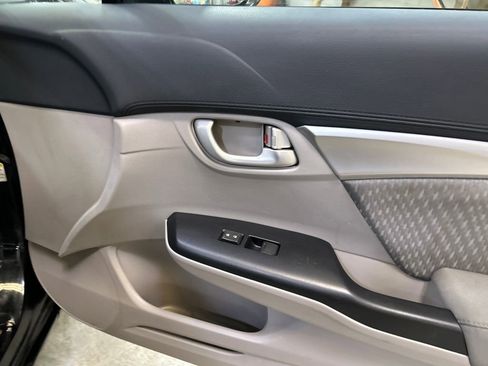 Used 2015 Honda Civic EX image 25