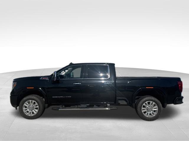 Used 2021 GMC Sierra 2500 Denali w/ Denali Ultimate Package AWD/4WD image 2