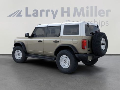 New 2026 Ford Bronco Heritage Edition AWD/4WD image 4