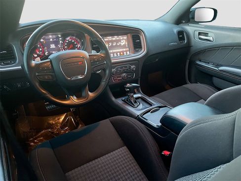 Used 2021 Dodge Charger R/T w/ Blacktop Package image 21