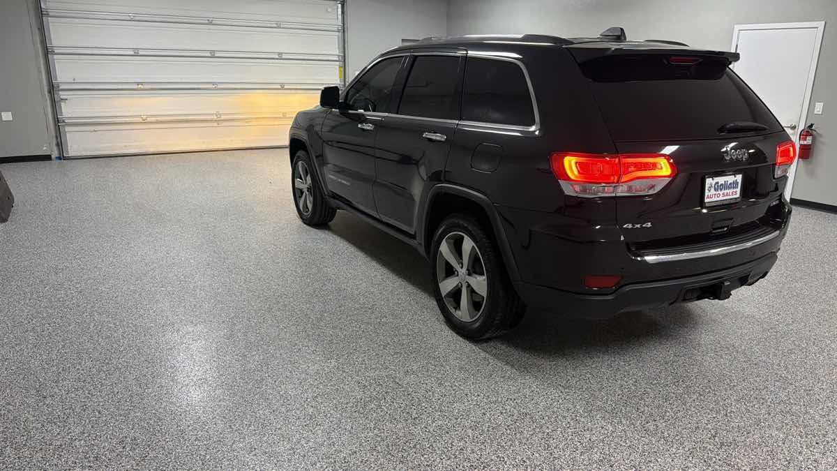 Used 2016 Jeep Grand Cherokee Limited w/ Trailer Tow Group IV AWD/4WD image 5