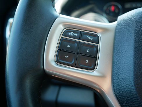 Used 2016 RAM 1500 Laramie w/ Convenience Group AWD/4WD image 31