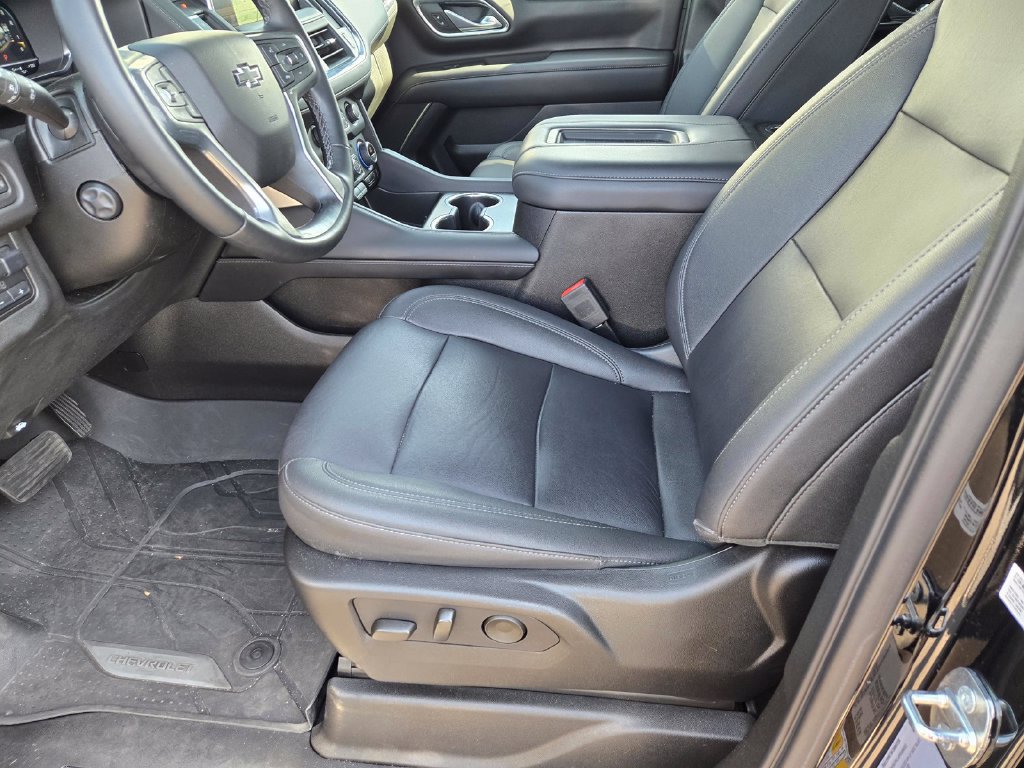 Used 2023 Chevrolet Tahoe Z71 w/ Off-Road Capability Package AWD/4WD image 17