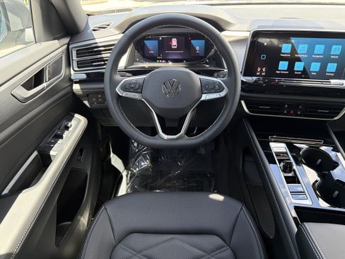 New 2026 Volkswagen Atlas Cross Sport SE FWD image 15