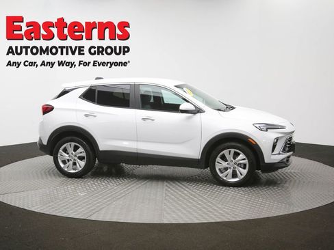 Used 2024 Buick Encore GX Preferred FWD image 45