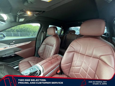 Used 2023 BMW 760i xDrive AWD/4WD image 10