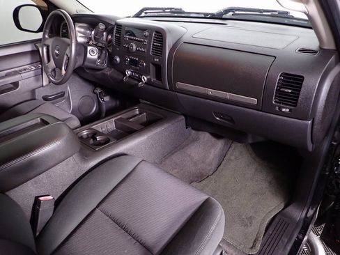 Used 2011 GMC Sierra 1500 SLE w/ Power Tech Package image 29