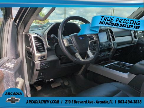 Used 2021 Ford F250 Lariat w/ Lariat Value Package AWD/4WD image 15