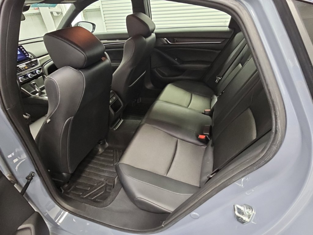 Used 2022 Honda Accord Sport image 30