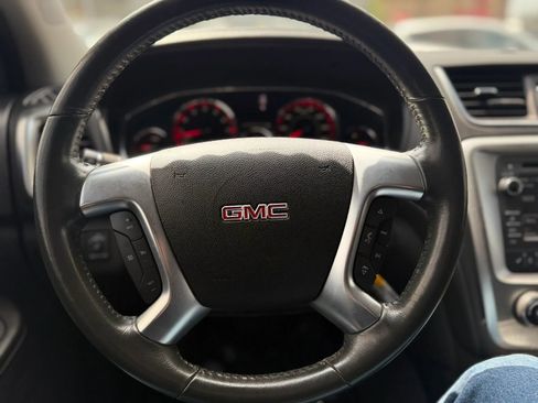 Used 2015 GMC Acadia SLE FWD image 26