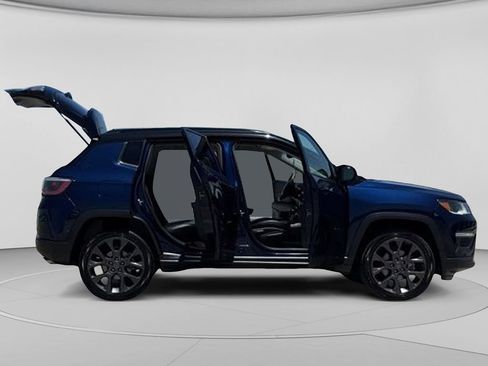 Used 2019 Jeep Compass High Altitude AWD/4WD image 32