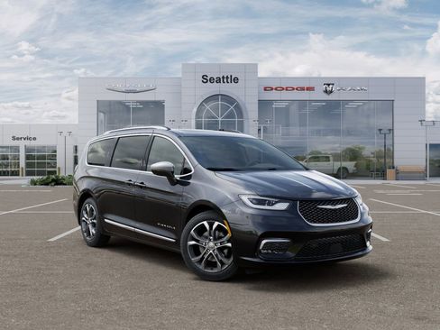 New 2026 Chrysler Pacifica Pinnacle FWD image 5