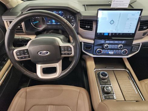 Used 2024 Ford Expedition Limited AWD/4WD image 27