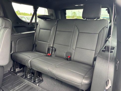 New 2026 Chevrolet Suburban LT w/ Comfort Package image 5