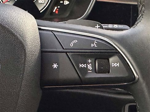 Used 2023 Audi Q3 2.0T Premium Plus w/ Premium Plus Package image 22