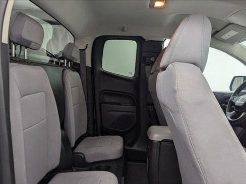 Used 2019 GMC Canyon W/T image 17