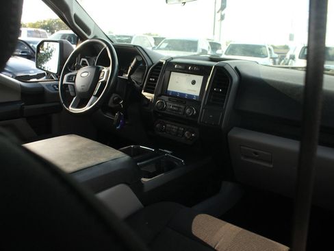 Used 2017 Ford F150 XL w/ Equipment Group 101A Mid RWD image 19
