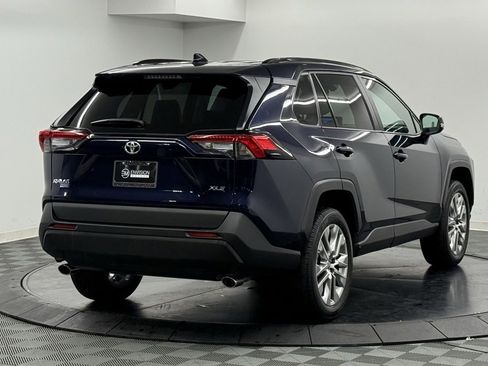 Used 2025 Toyota RAV4 XLE Premium image 6