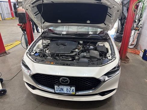 Used 2023 MAZDA MAZDA3 s image 5