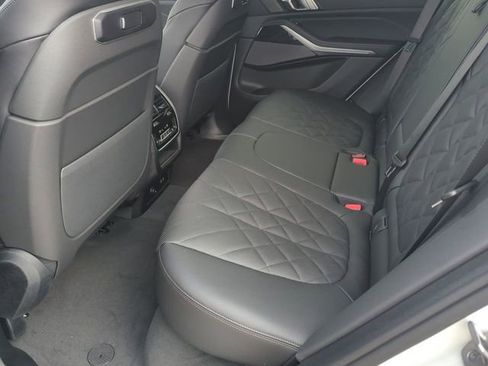 Used 2026 BMW X5 sDrive40i w/ M Sport Package image 14