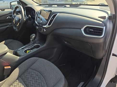 Used 2022 Chevrolet Equinox LT FWD image 34