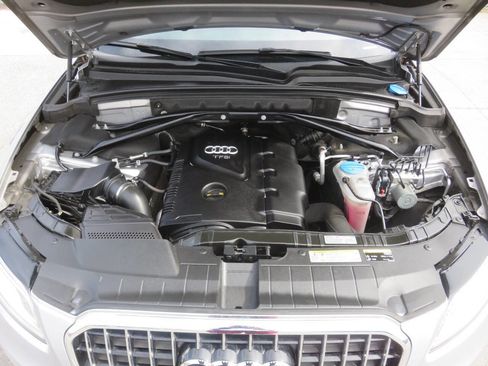 Used 2016 Audi Q5 2.0T Premium Plus w/ Technology Package image 40