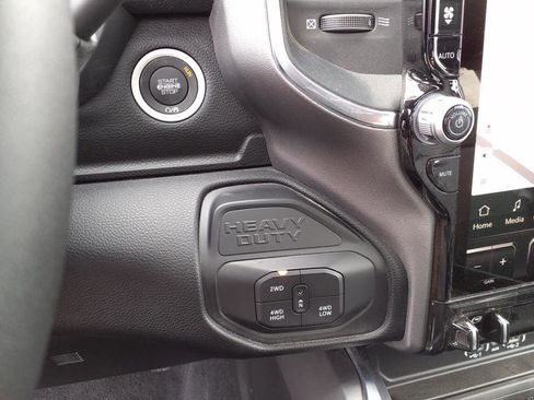 New 2025 RAM 2500 Laramie image 16